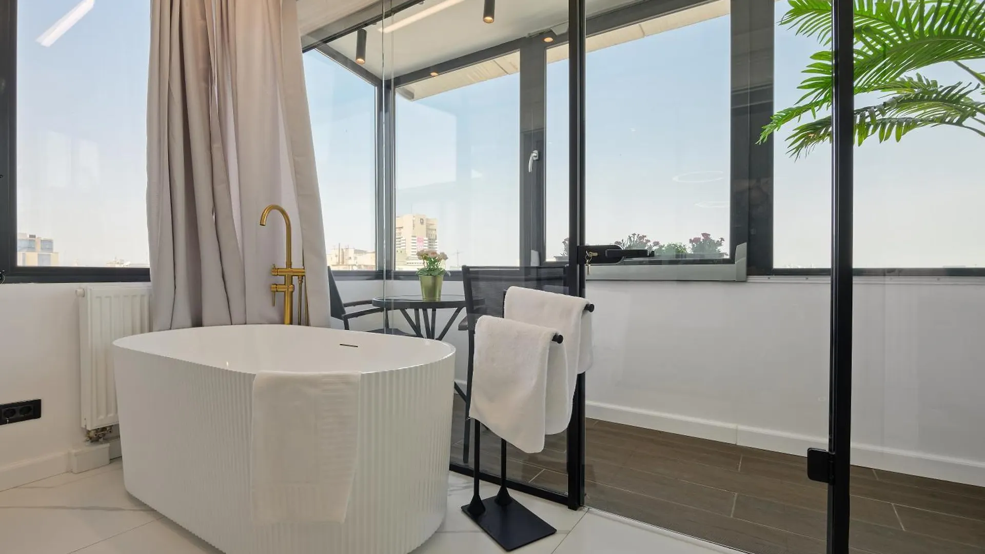 City View - Luxury Apartment A - Old City - Victoriei Bucharest